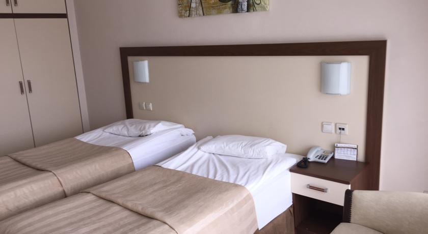 Batihan Beach Resort & Spa Kusadasi Exterior foto