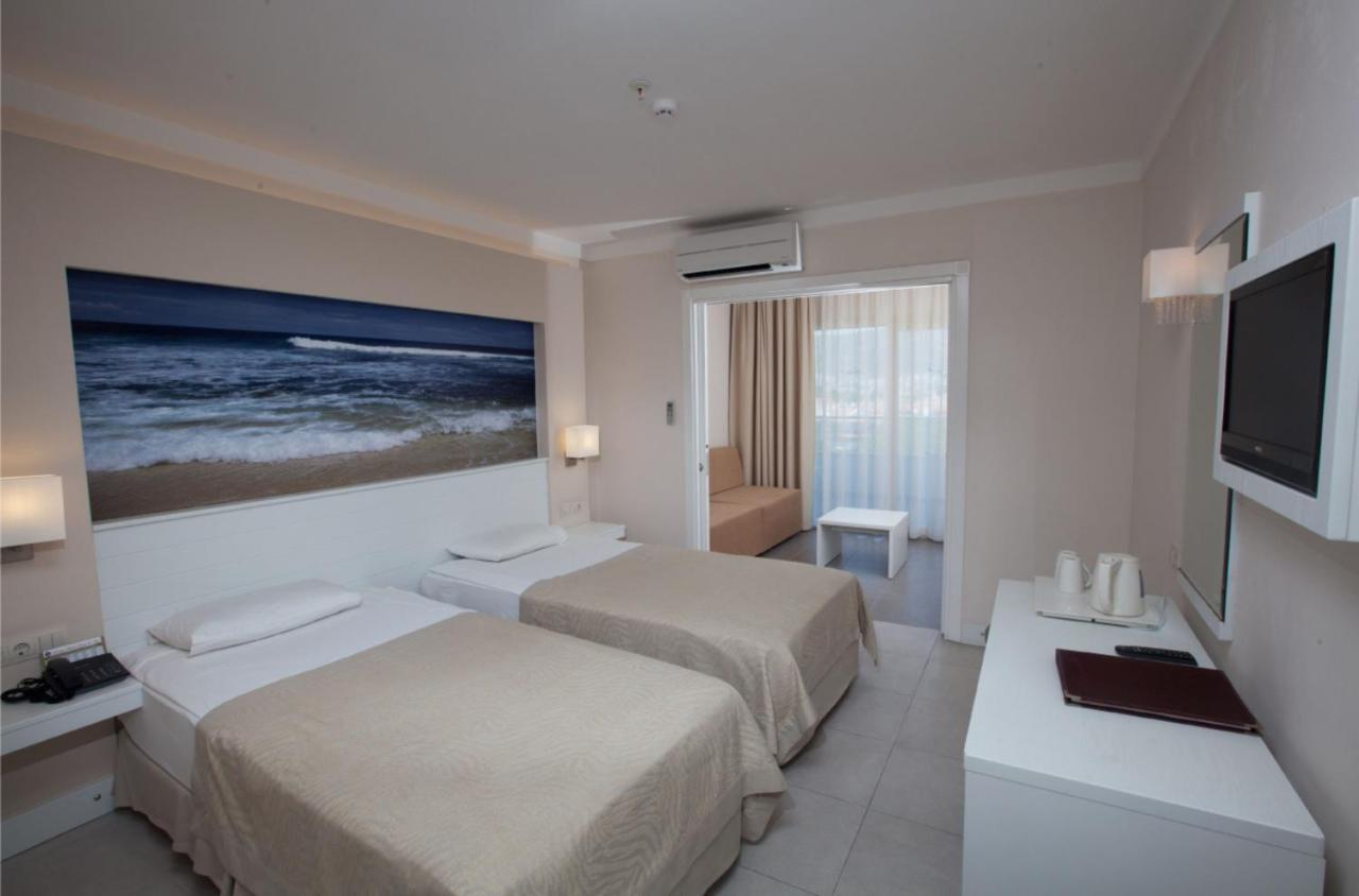 Batihan Beach Resort & Spa Kusadasi Exterior foto