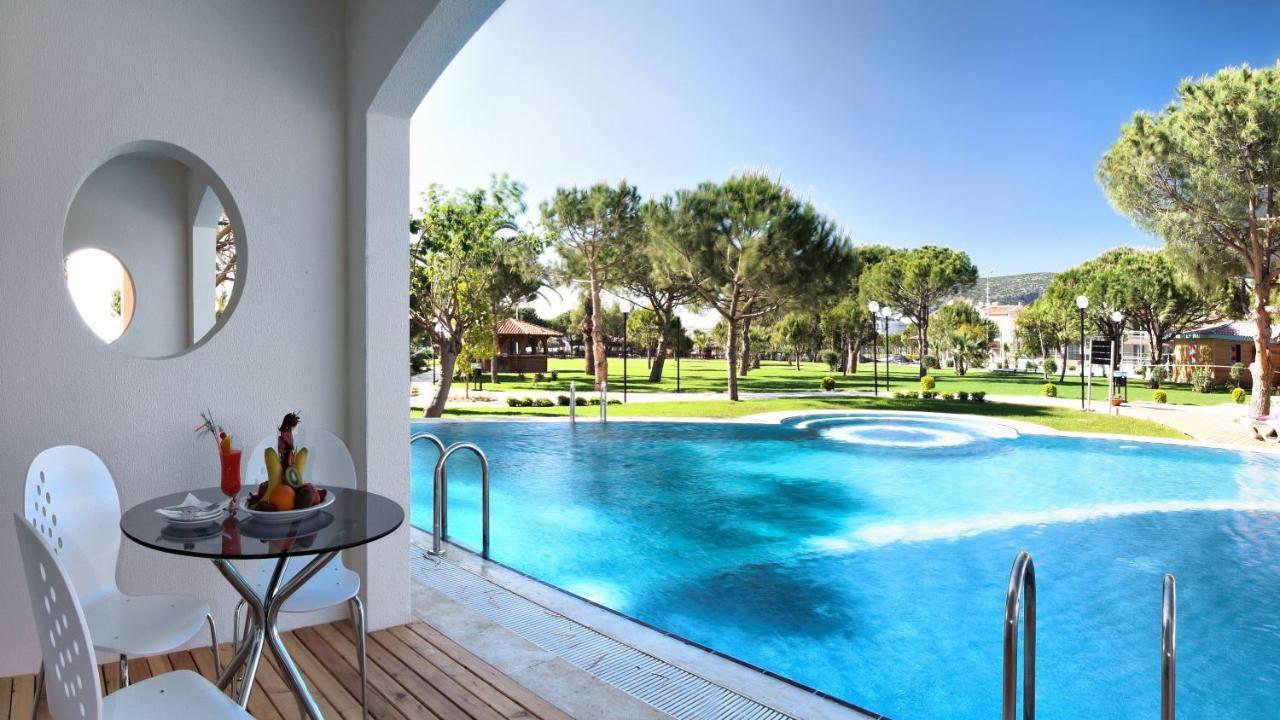 Batihan Beach Resort & Spa Kusadasi Exterior foto