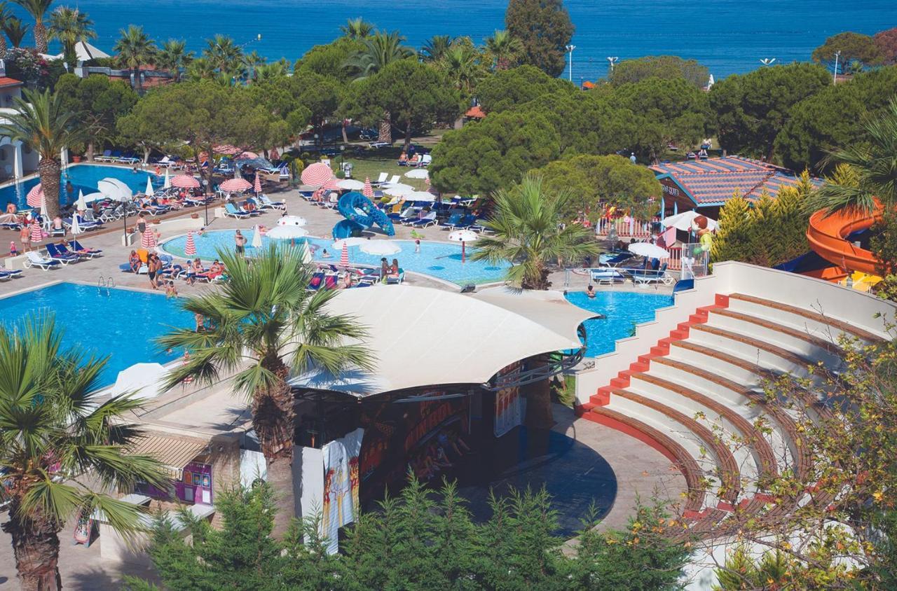 Batihan Beach Resort & Spa Kusadasi Exterior foto
