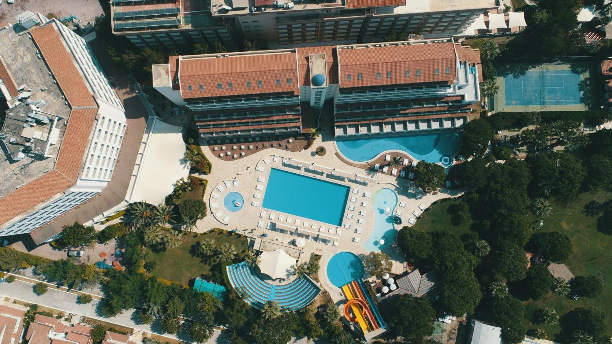 Batihan Beach Resort & Spa Kusadasi Exterior foto