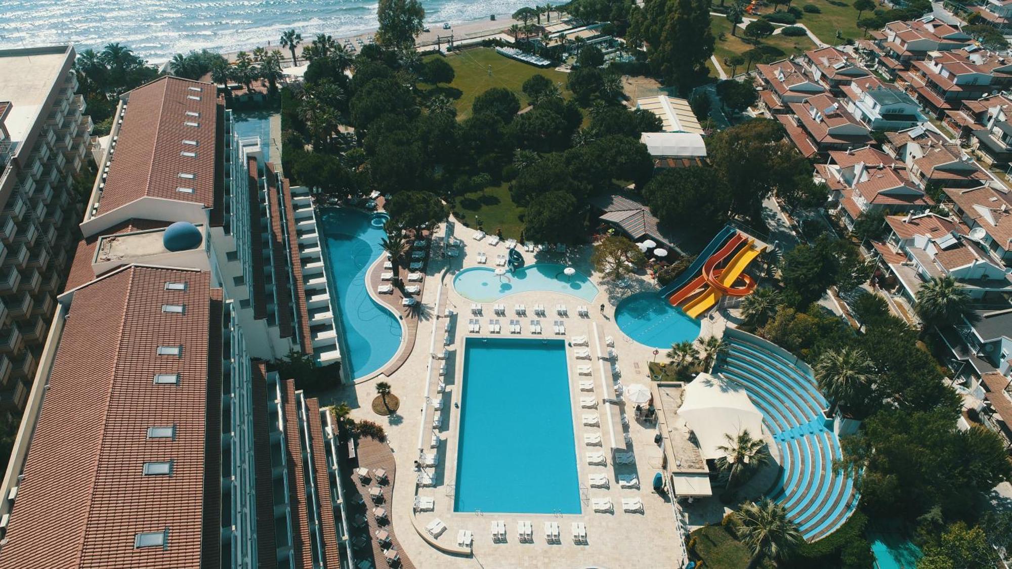 Batihan Beach Resort & Spa Kusadasi Exterior foto